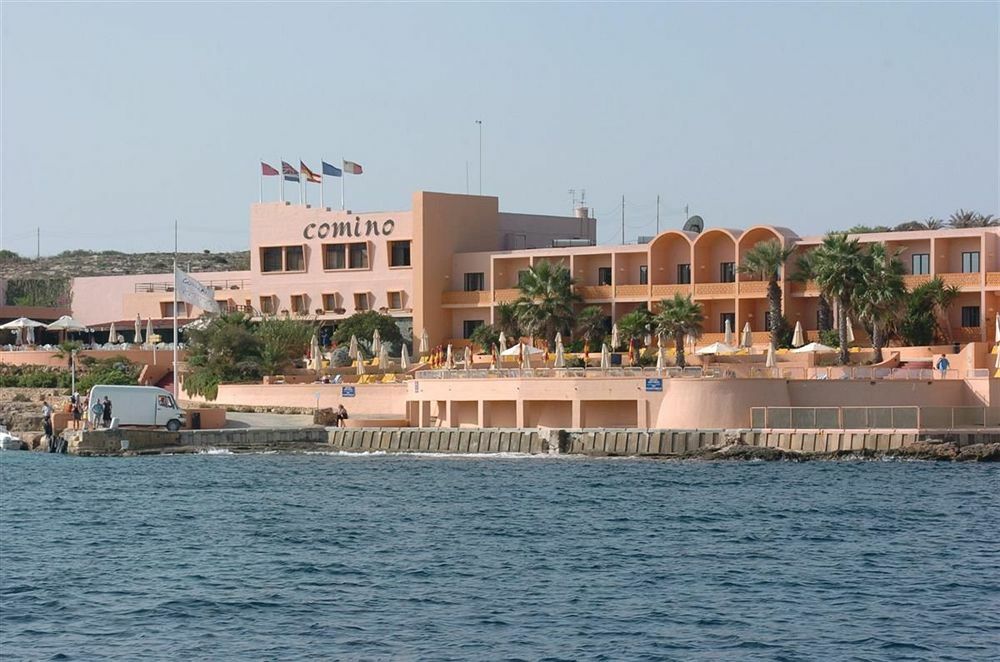 Comino Hotel Экстерьер фото